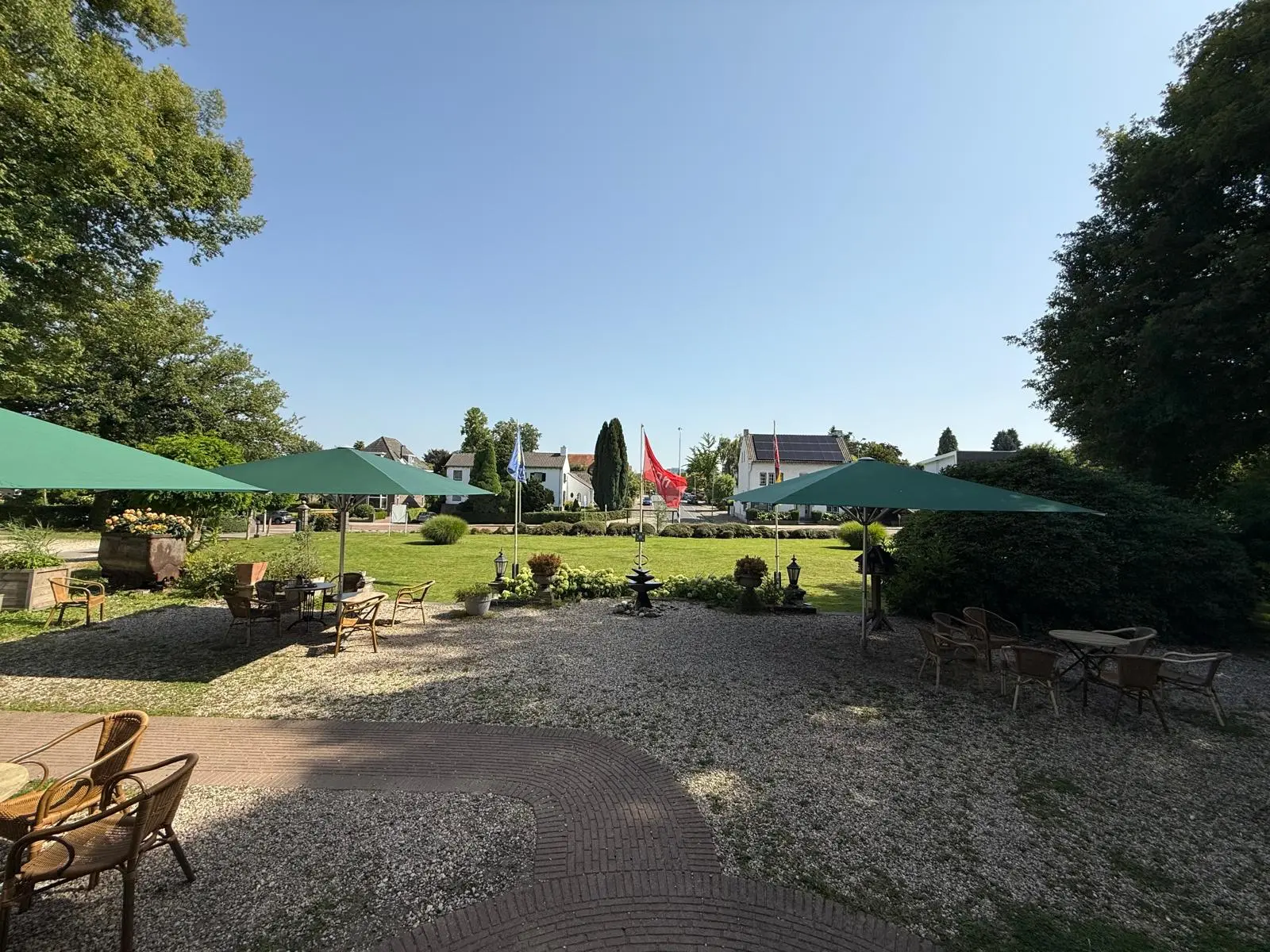 Horeca parasols voor Villa Eikhold