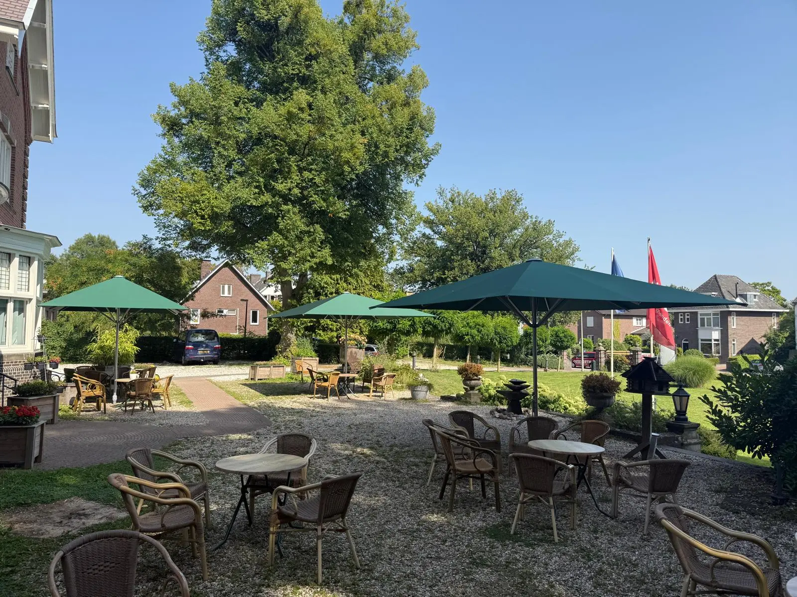 Horeca parasols voor Villa Eikhold